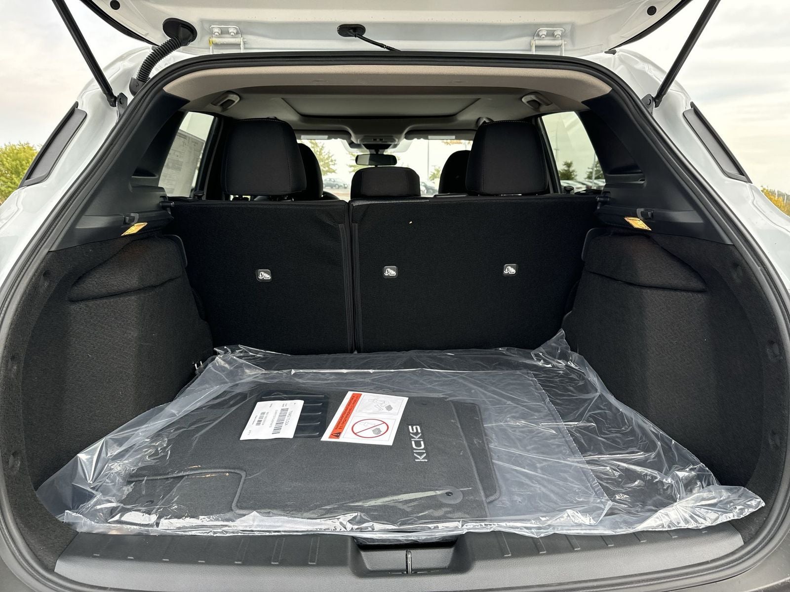 2026 Nissan Kicks SV AWD Premium Package