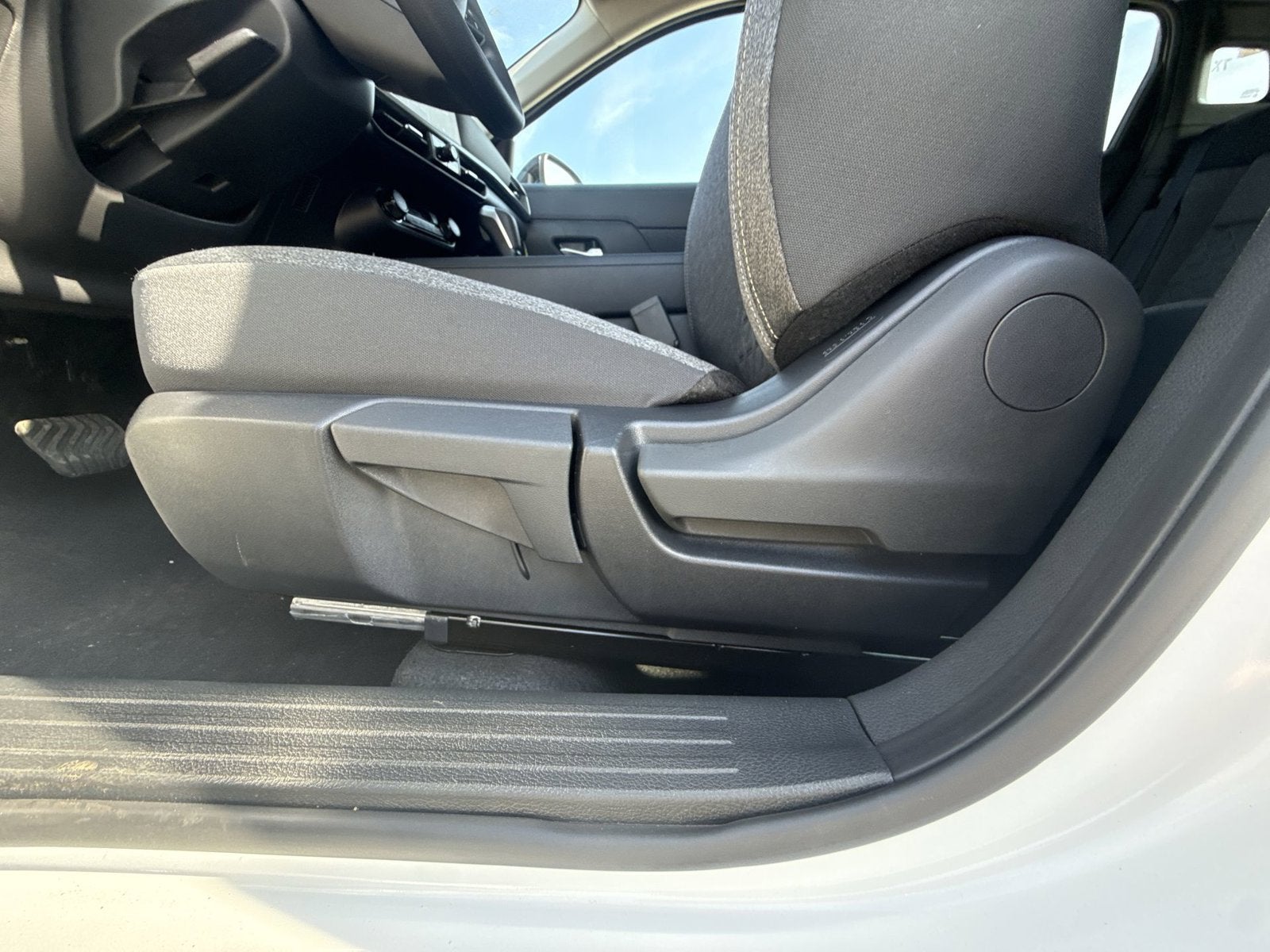 2027 Nissan Kicks SV AWD