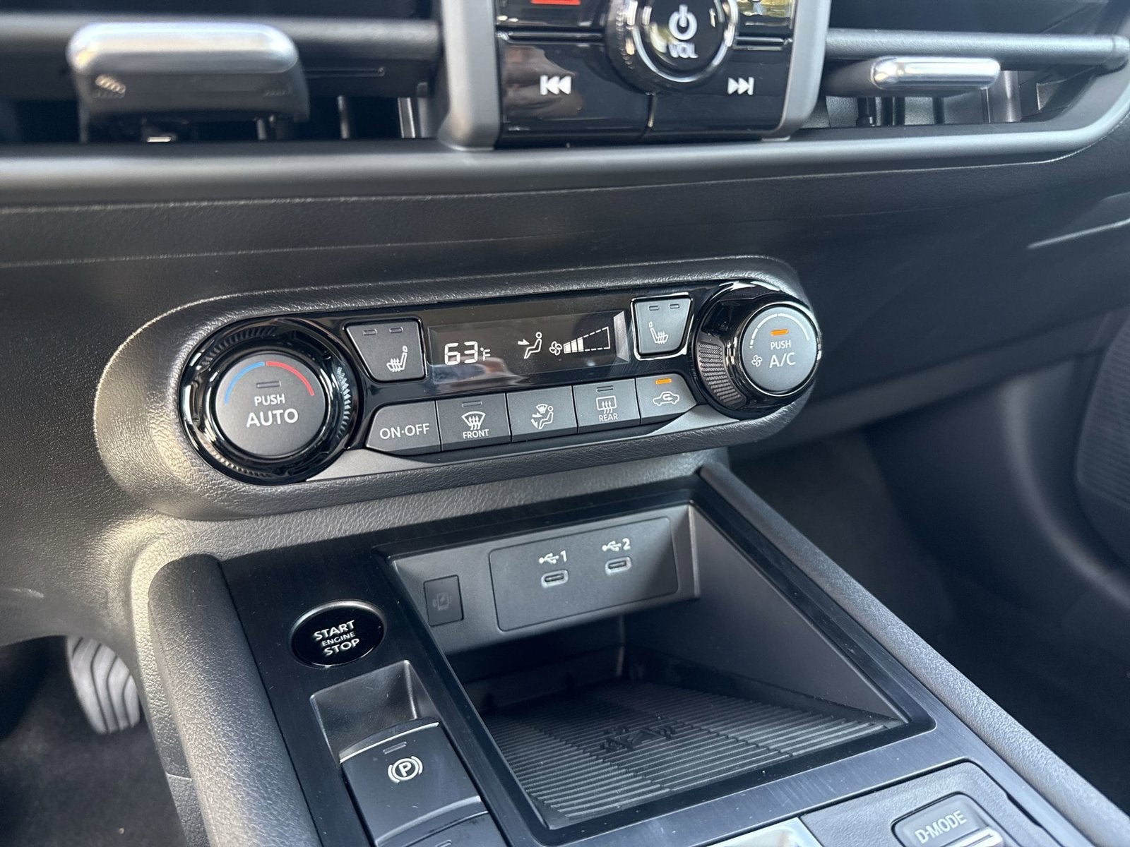 2027 Nissan Kicks SV AWD