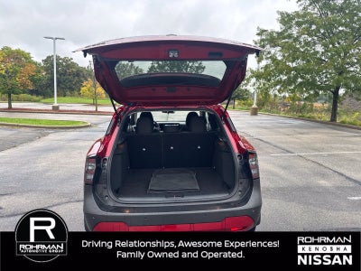 2025 Nissan Kicks SV