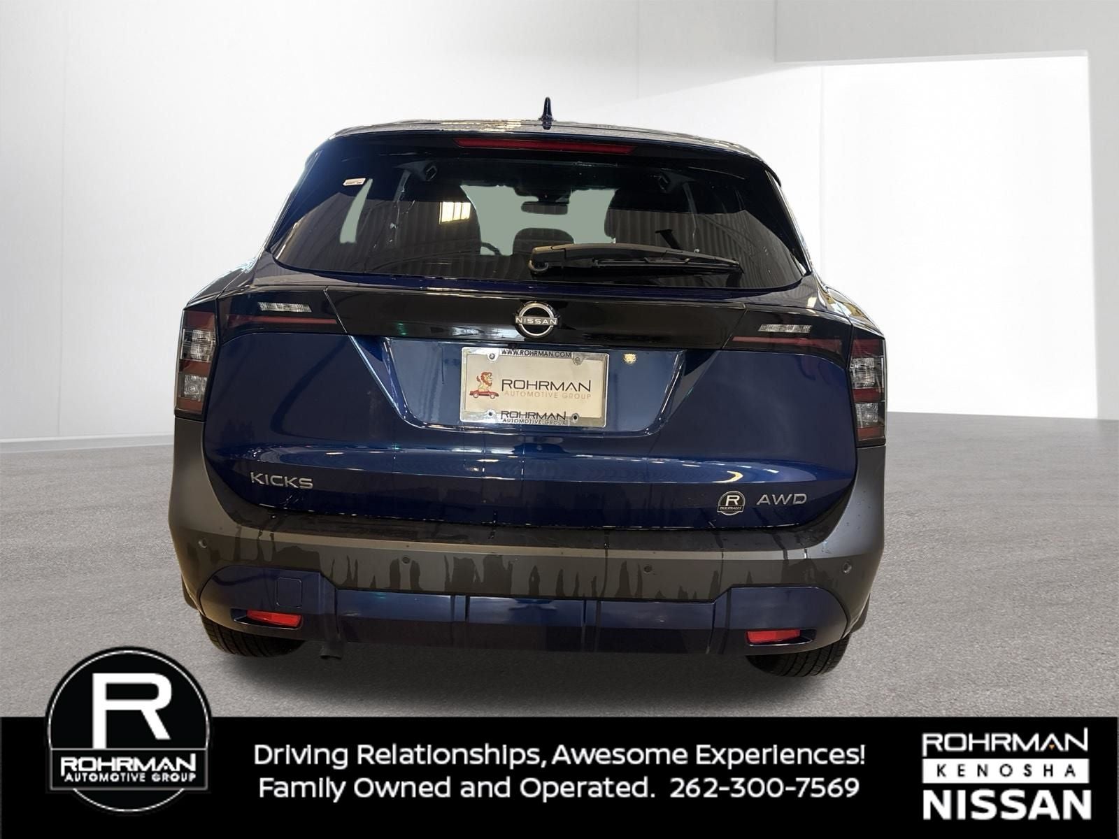 2025 Nissan Kicks SV