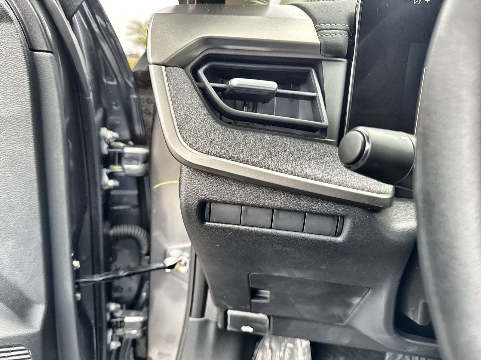 2026 Nissan Kicks SV AWD Premium Package