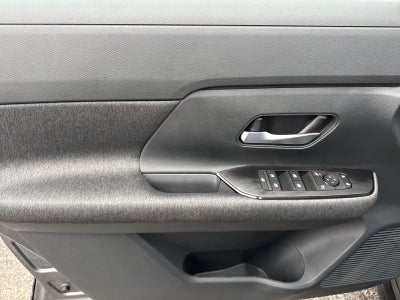 2026 Nissan Kicks SV AWD Premium Package