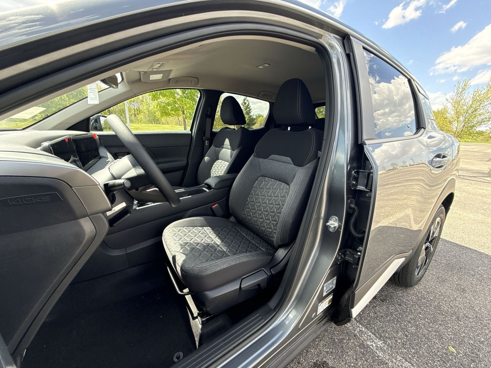 2026 Nissan Kicks SV AWD