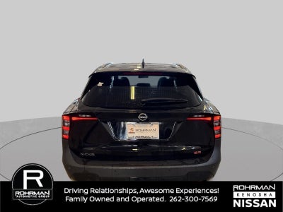 2025 Nissan Kicks SR
