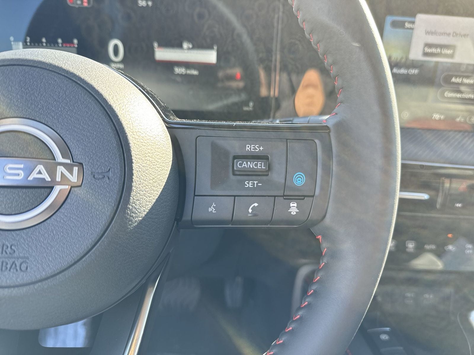 2026 Nissan Kicks SR AWD Cold Weather Package