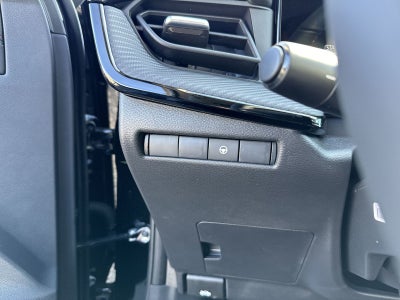 2026 Nissan Kicks SR AWD Cold Weather Package