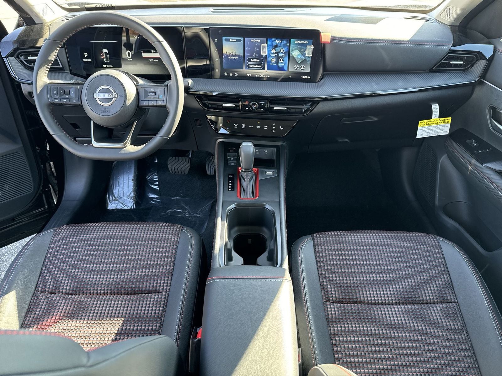 2026 Nissan Kicks SR AWD Cold Weather Package