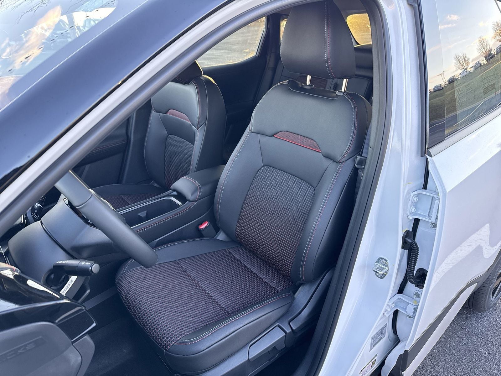 2026 Nissan Kicks SR AWD Cold Weather Package