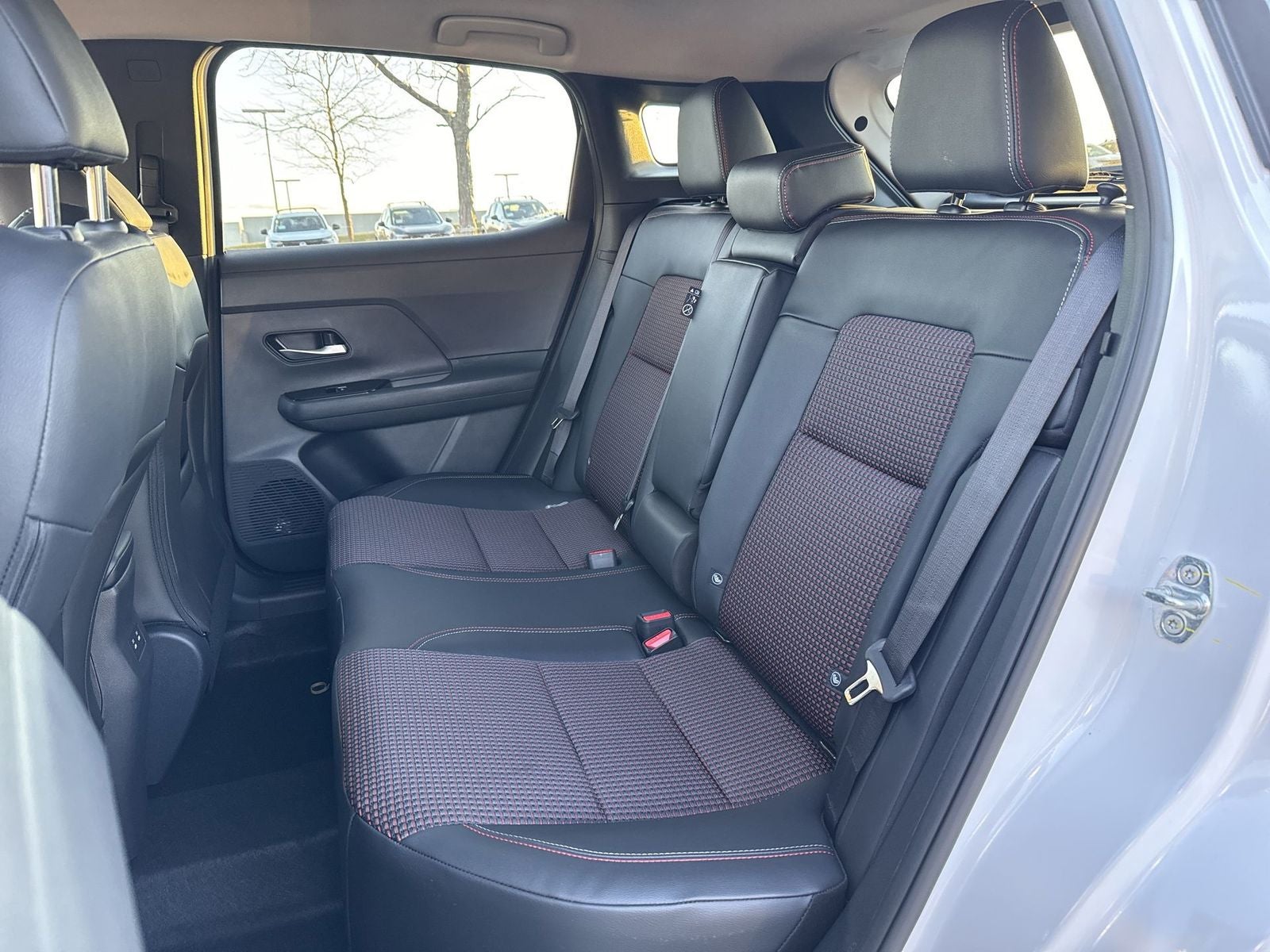 2026 Nissan Kicks SR AWD Cold Weather Package