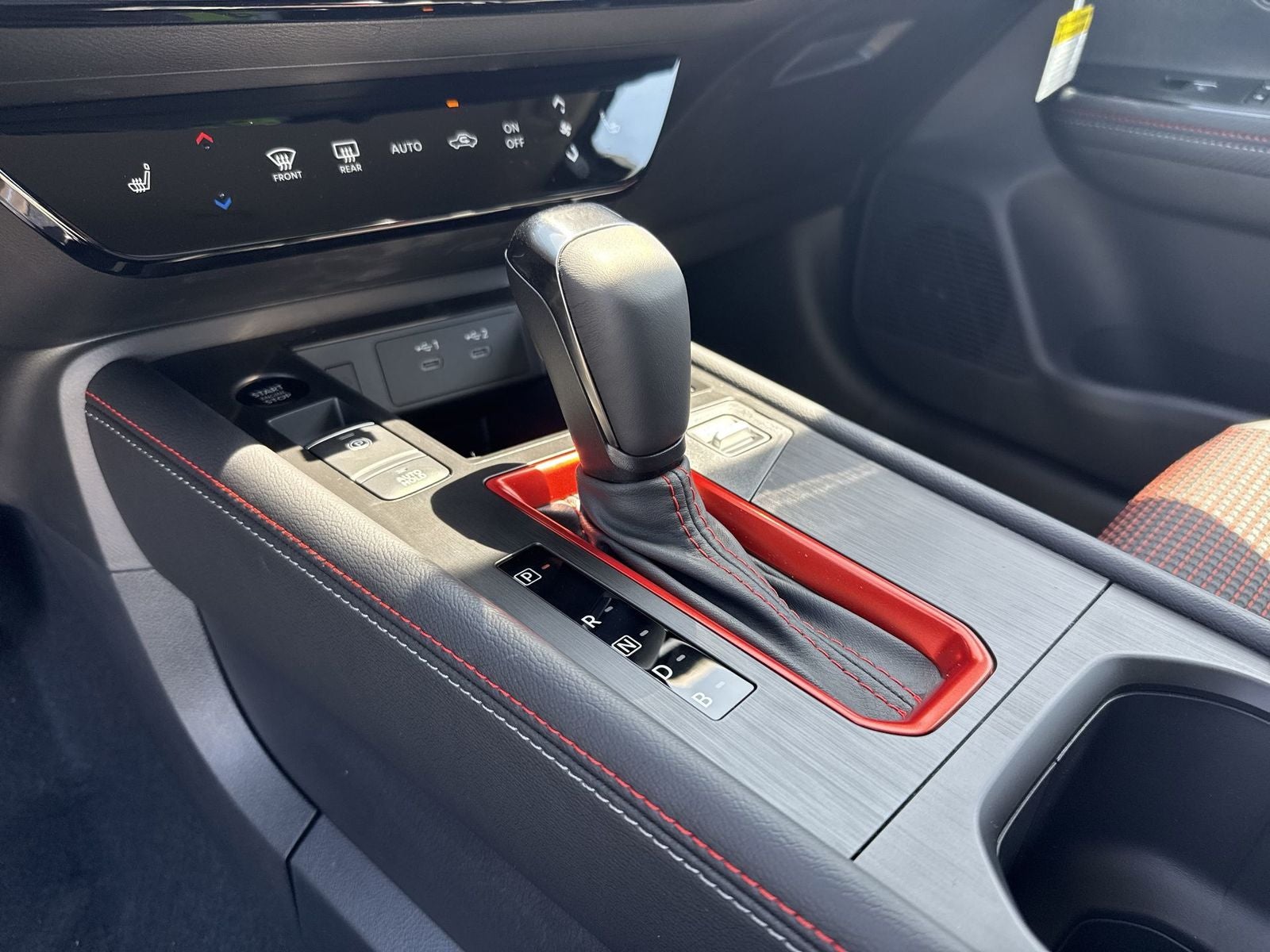 2026 Nissan Kicks SR AWD Cold Weather Package