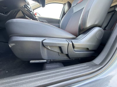 2026 Nissan Kicks SR AWD Cold Weather Package