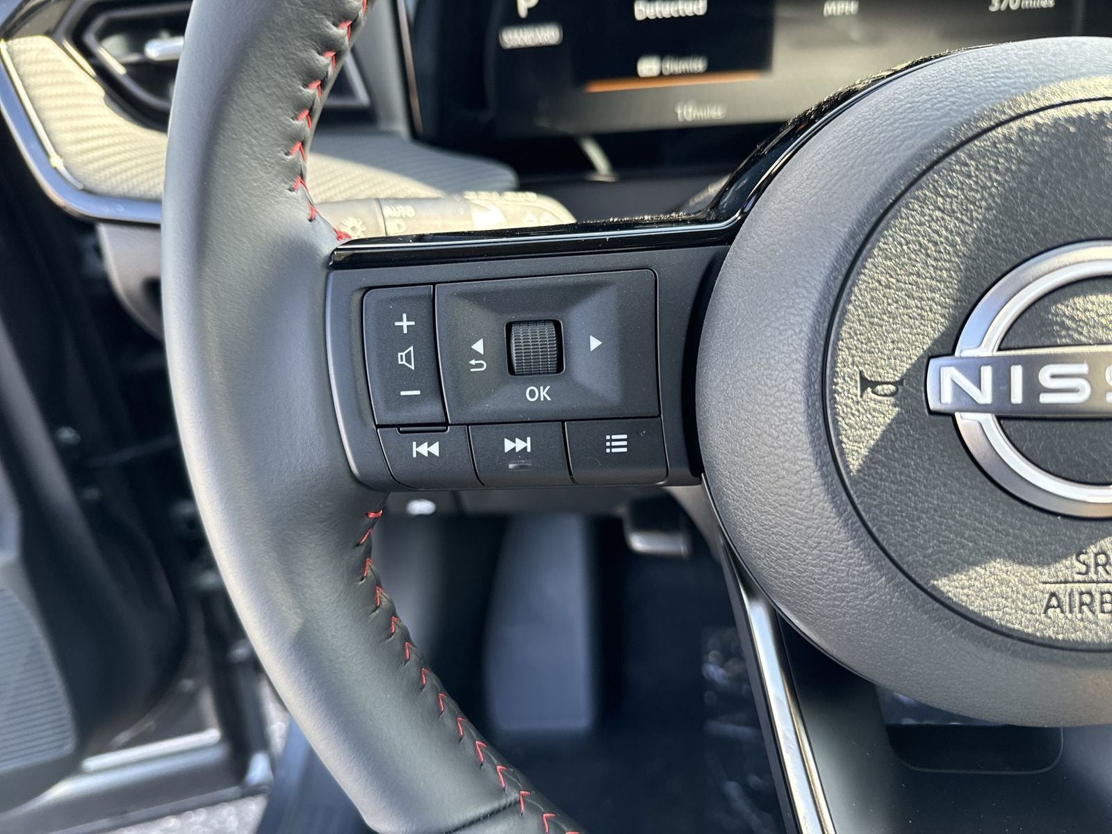 2026 Nissan Kicks SR AWD Cold Weather Package