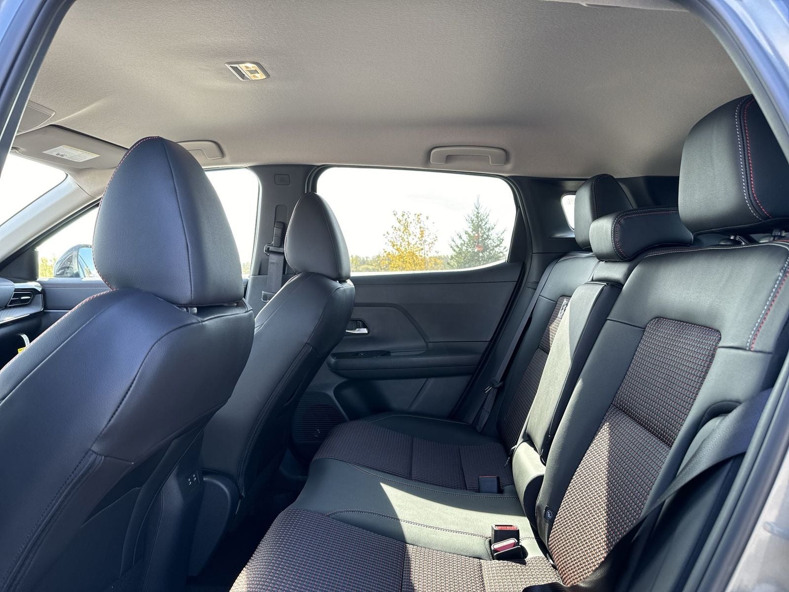 2026 Nissan Kicks SR AWD Cold Weather Package