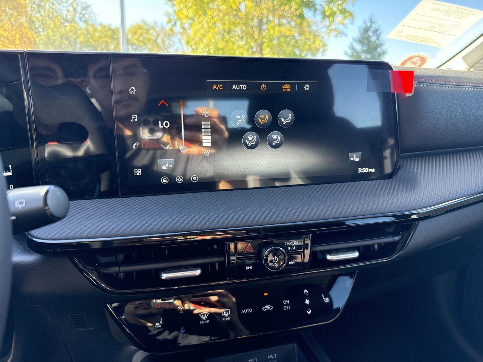 2027 Nissan Kicks SR AWD