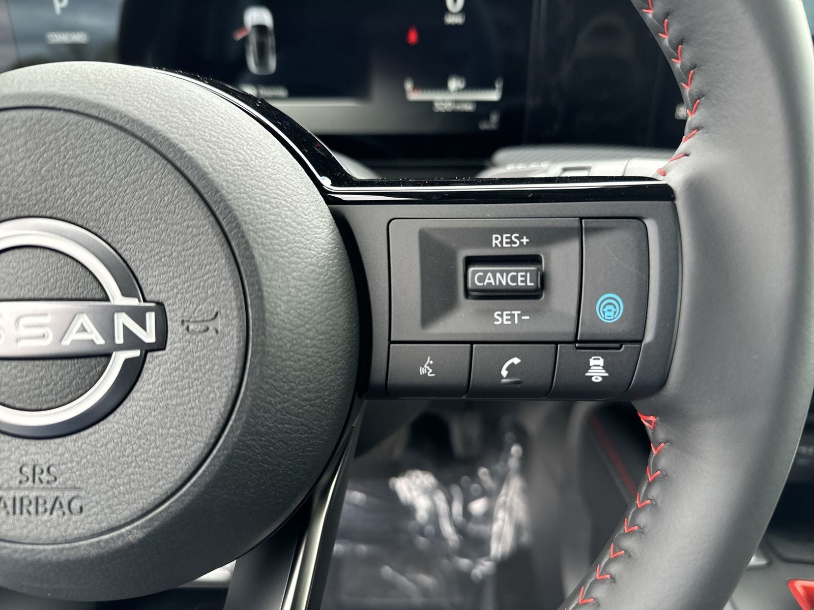 2026 Nissan Kicks SR AWD Cold Weather Package