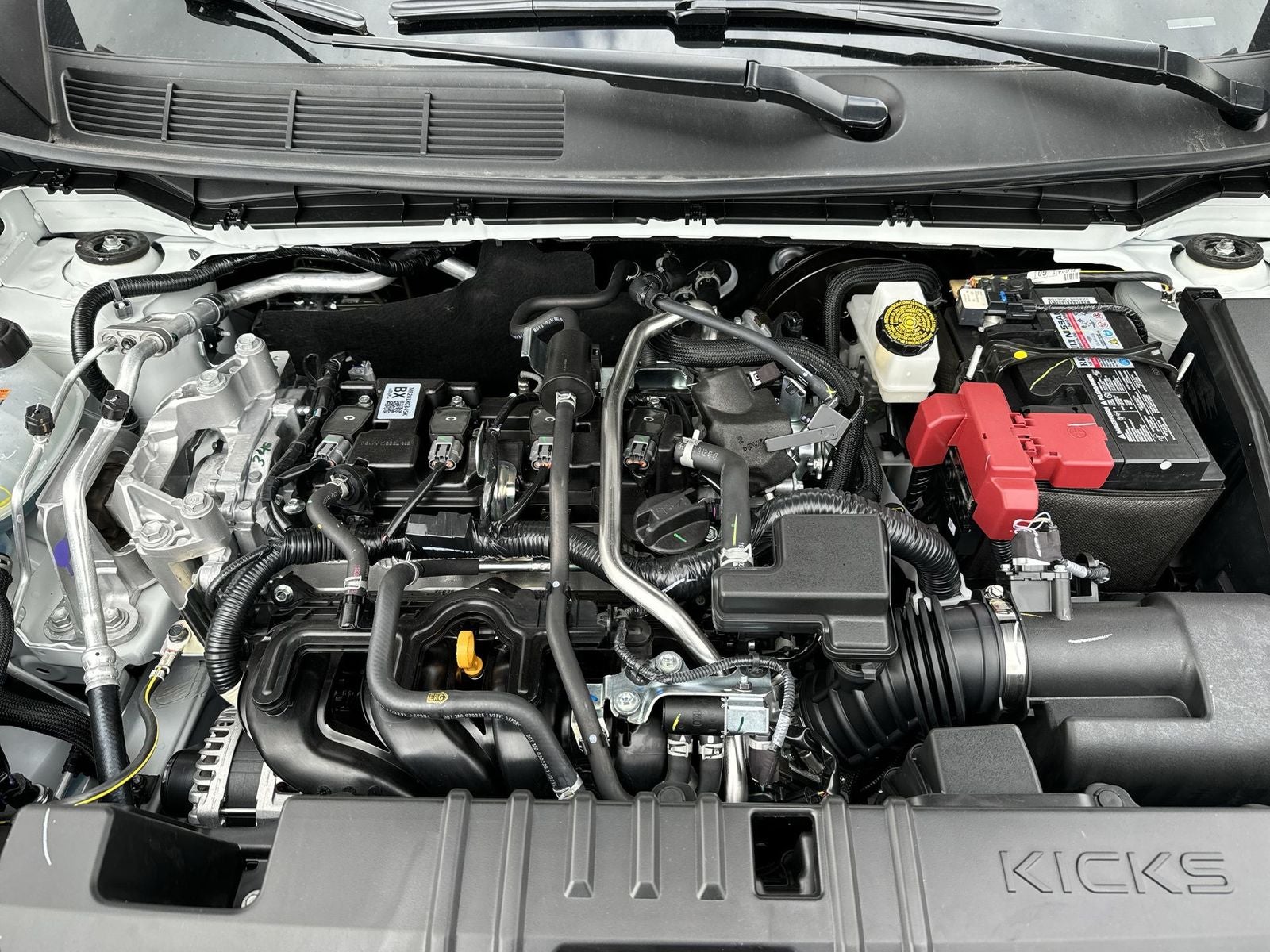 2026 Nissan Kicks SR AWD Cold Weather Package