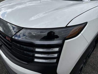 2026 Nissan Kicks SR AWD Cold Weather Package