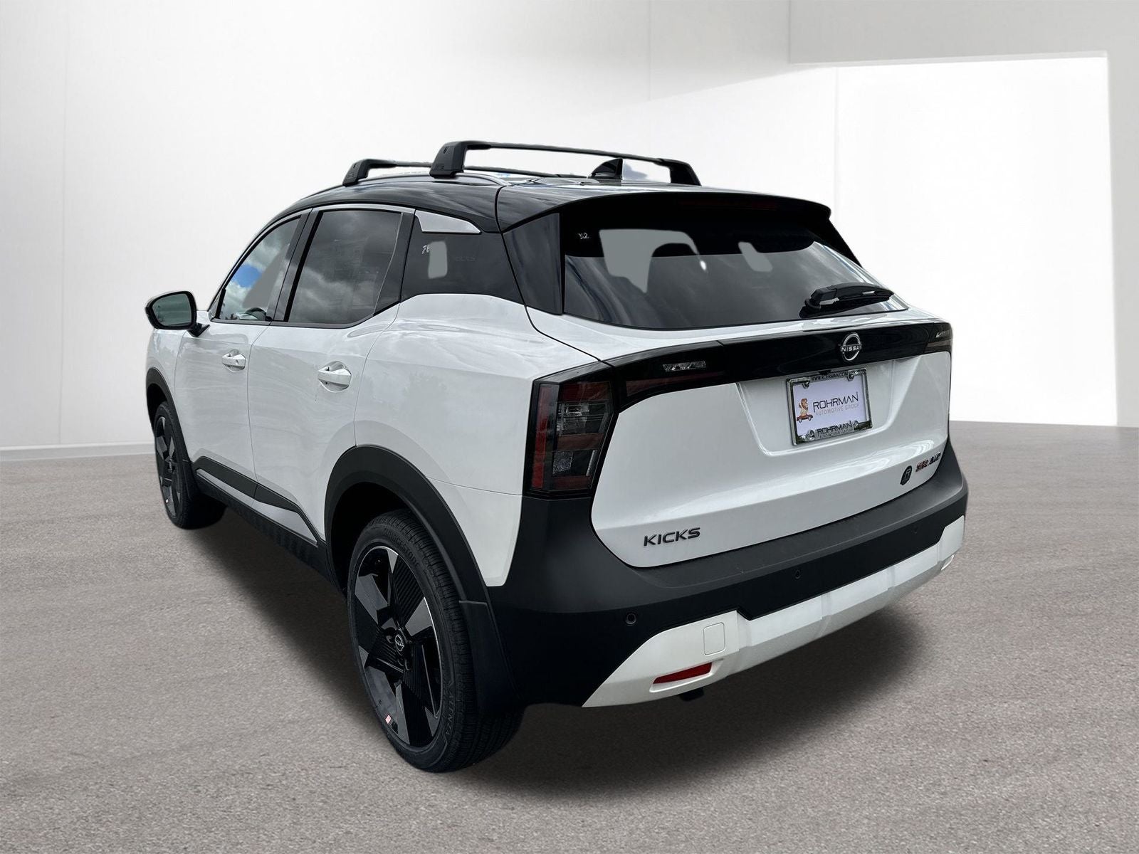 2026 Nissan Kicks SR AWD Cold Weather Package