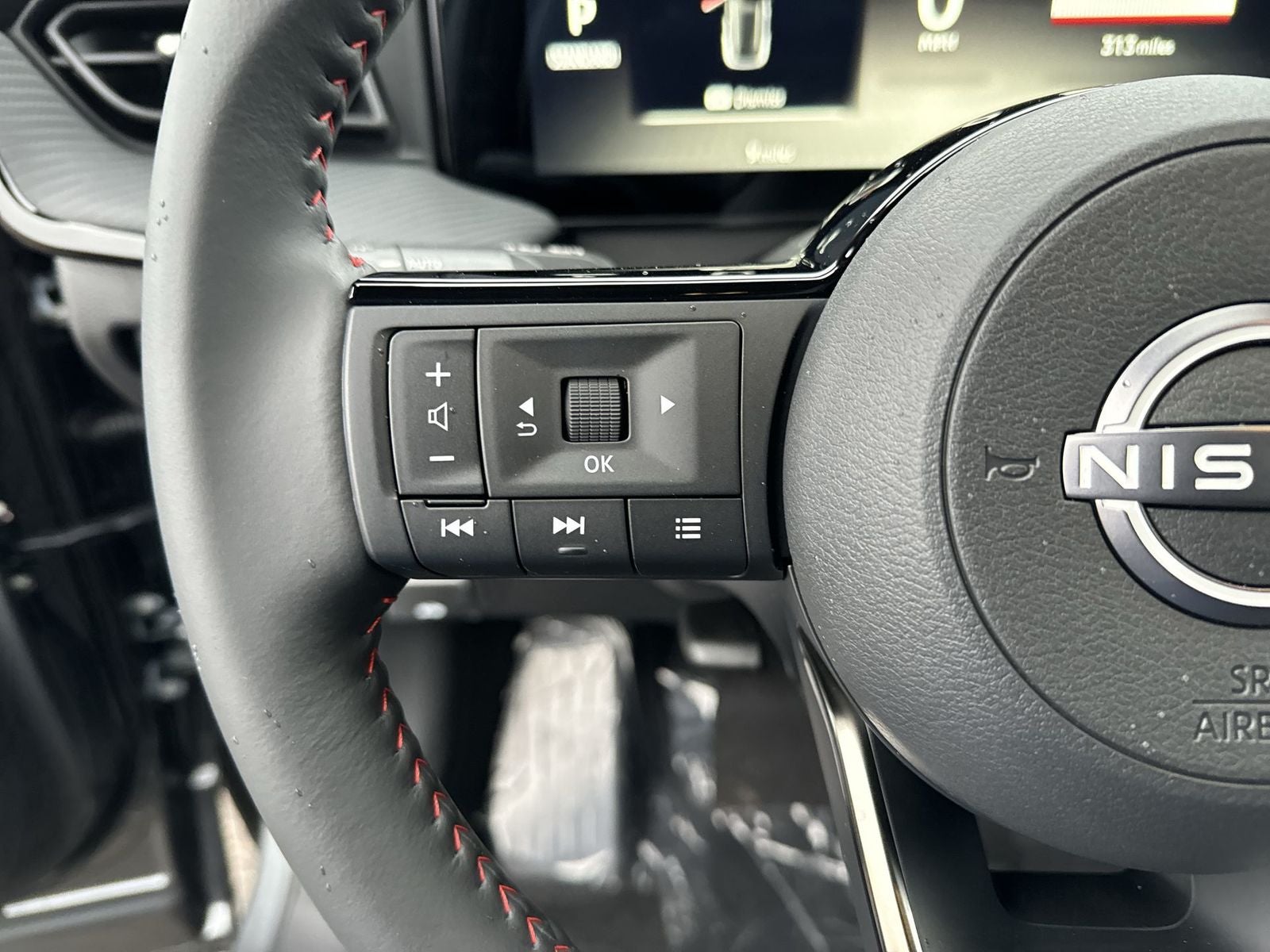 2026 Nissan Kicks SR AWD Cold Weather Package