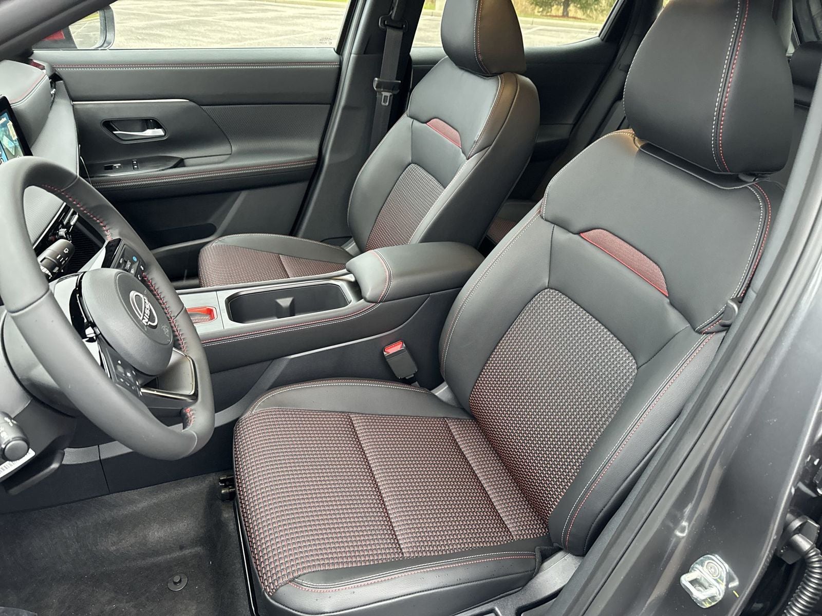 2026 Nissan Kicks SR AWD Cold Weather Package