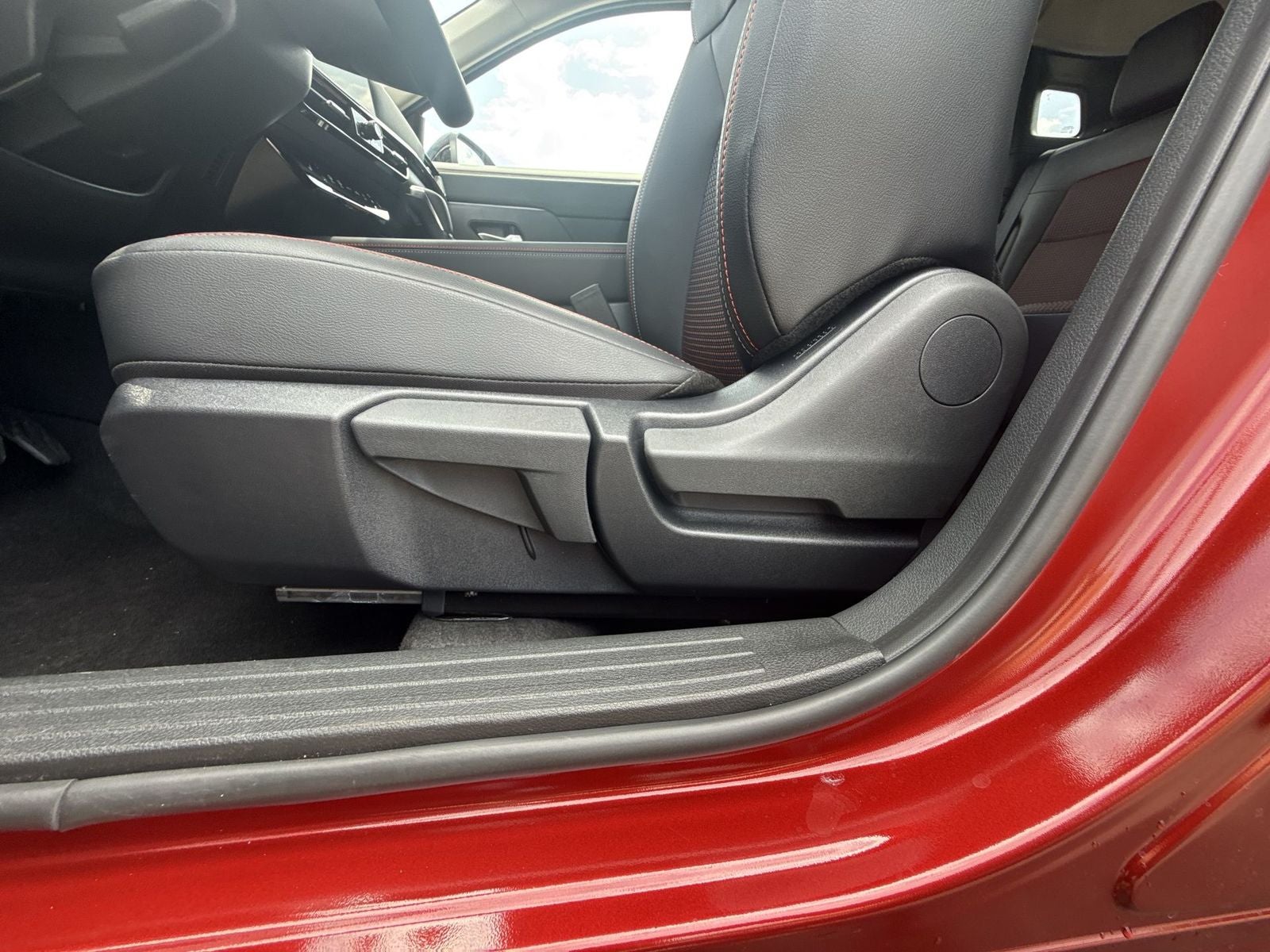 2026 Nissan Kicks SR AWD Cold Weather Package