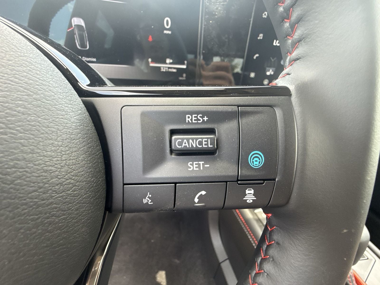 2026 Nissan Kicks SR AWD Cold Weather Package