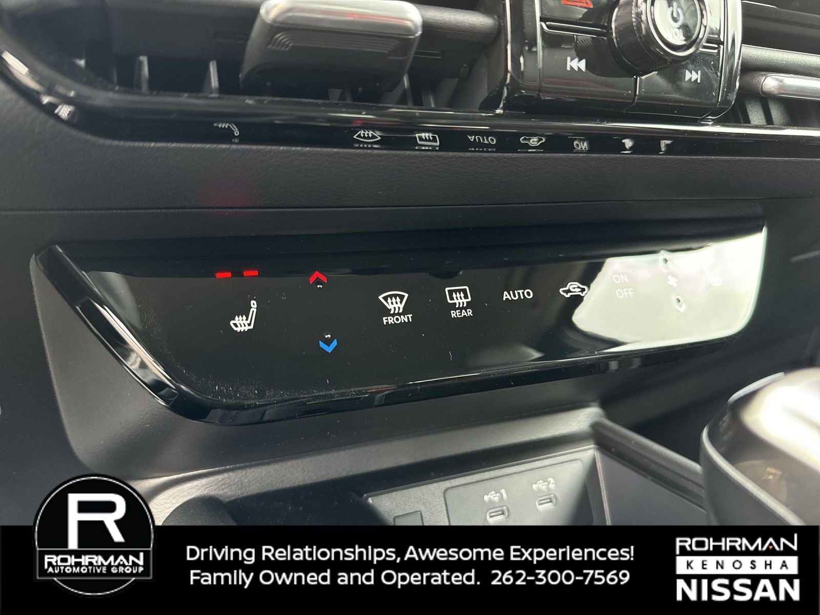 2026 Nissan Kicks SR AWD Cold Weather Package