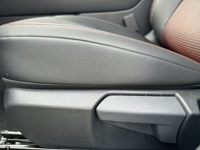 2026 Nissan Kicks SR AWD Cold Weather Package