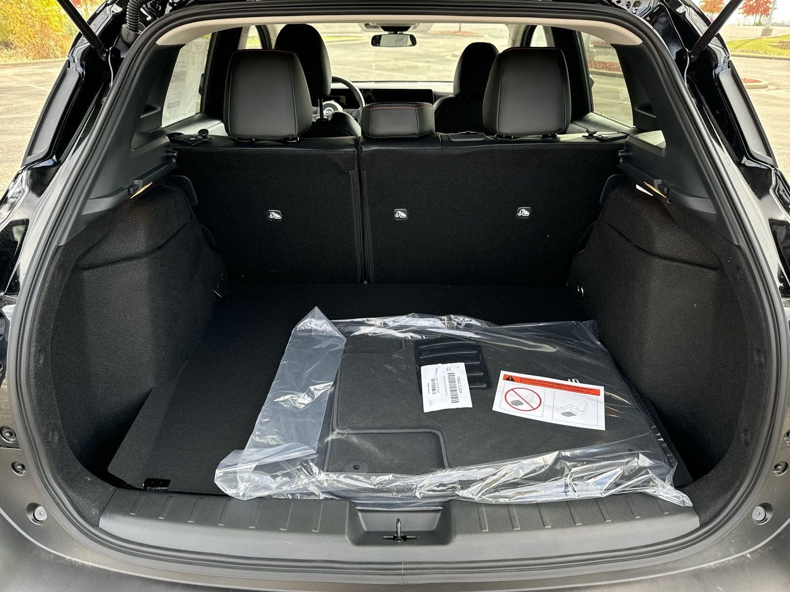 2026 Nissan Kicks SR AWD Cold Weather Package