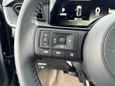 2026 Nissan Kicks SR AWD Cold Weather Package