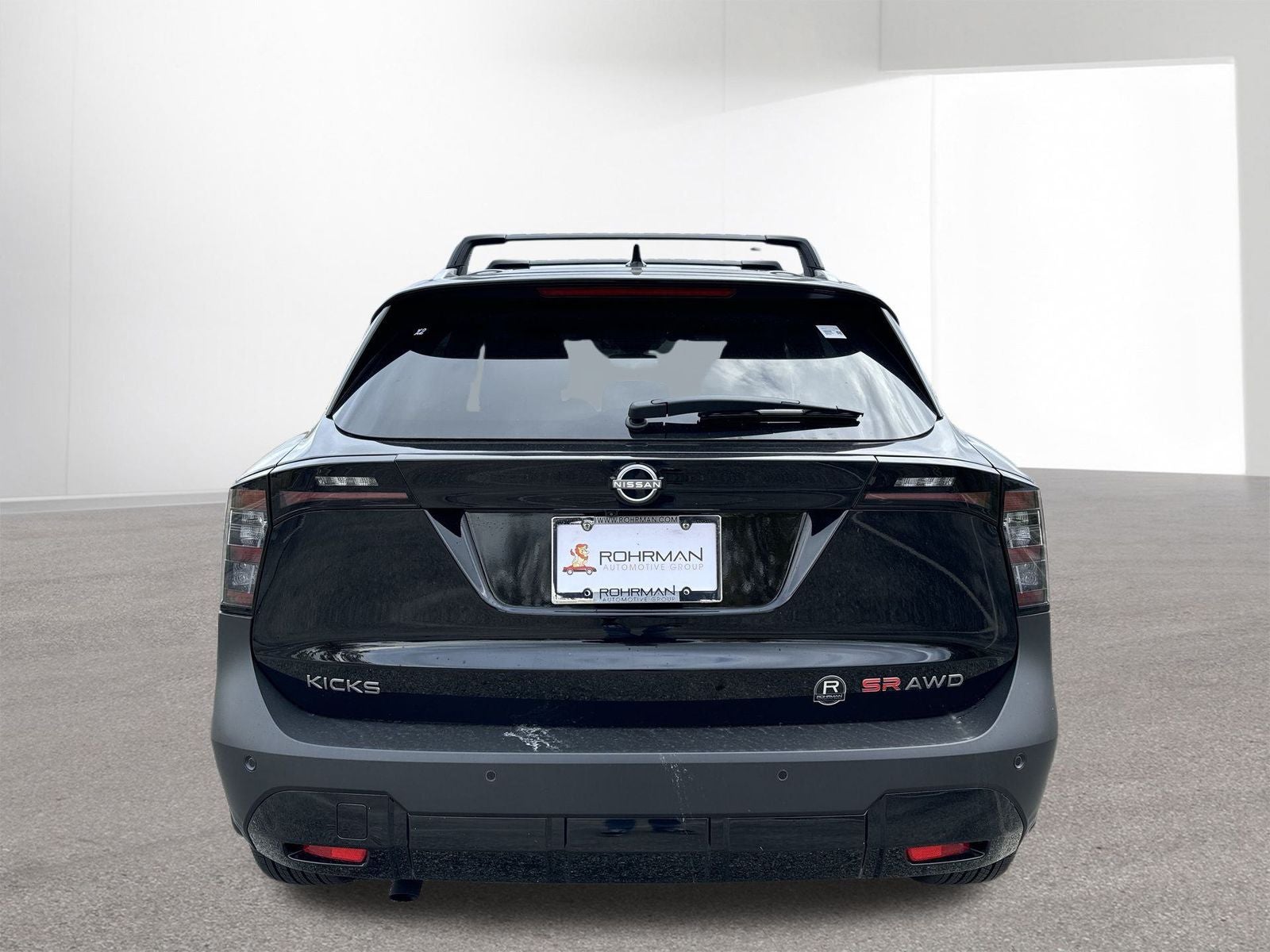 2026 Nissan Kicks SR AWD Cold Weather Package