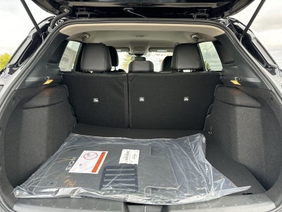 2026 Nissan Kicks SR AWD Cold Weather Package