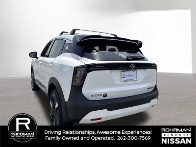 2025 Nissan Kicks SR