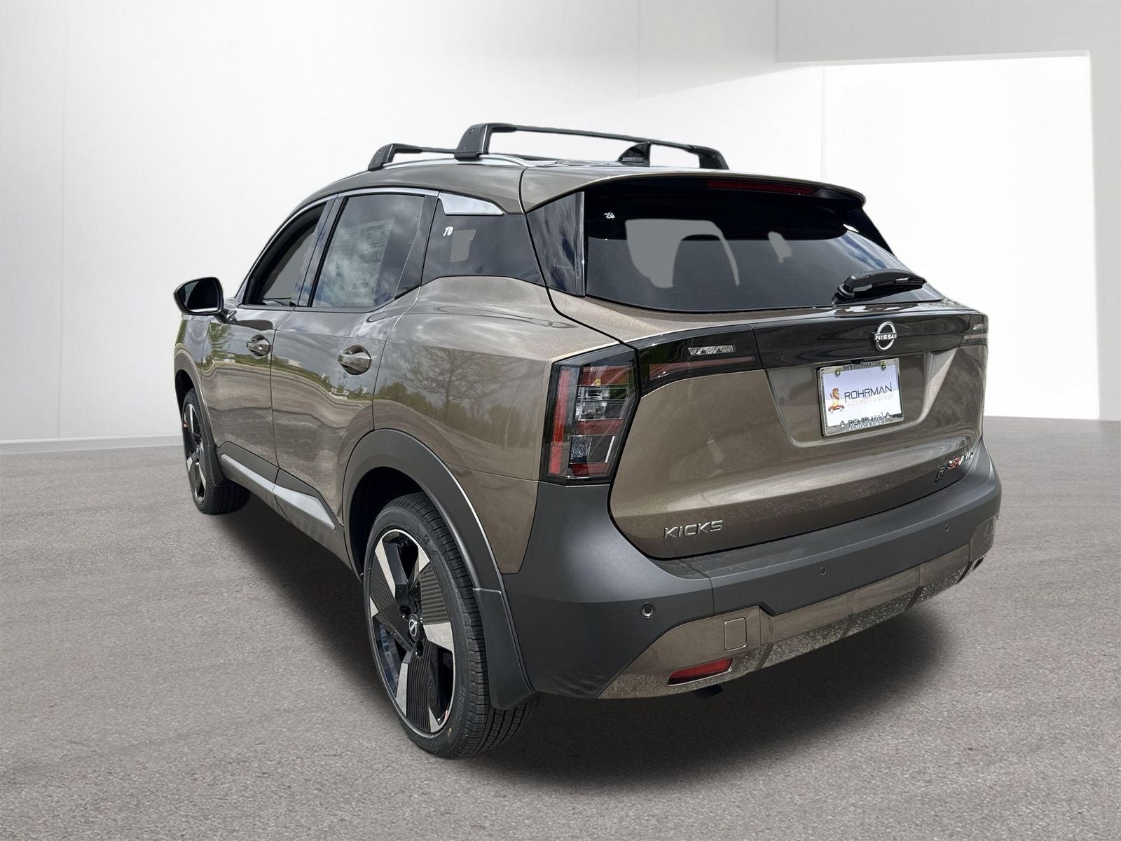 2026 Nissan Kicks SR AWD Cold Weather Package