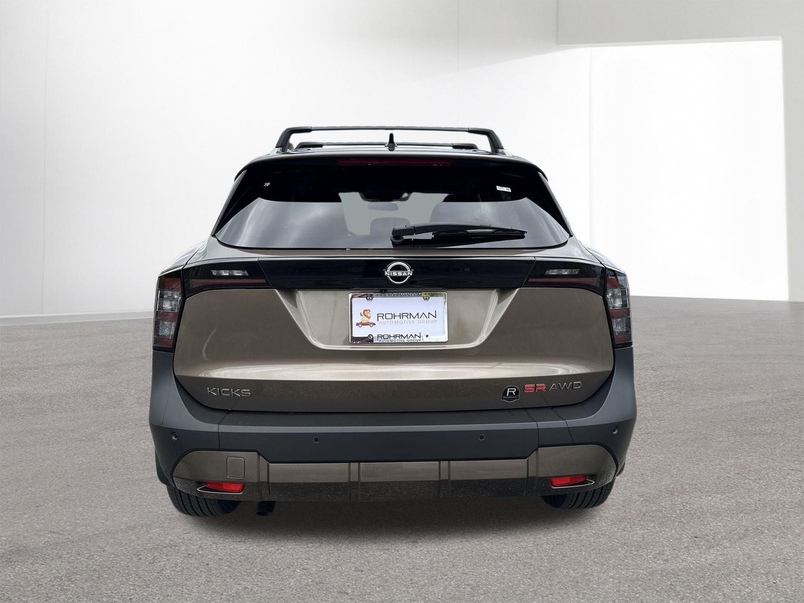 2026 Nissan Kicks SR AWD Cold Weather Package