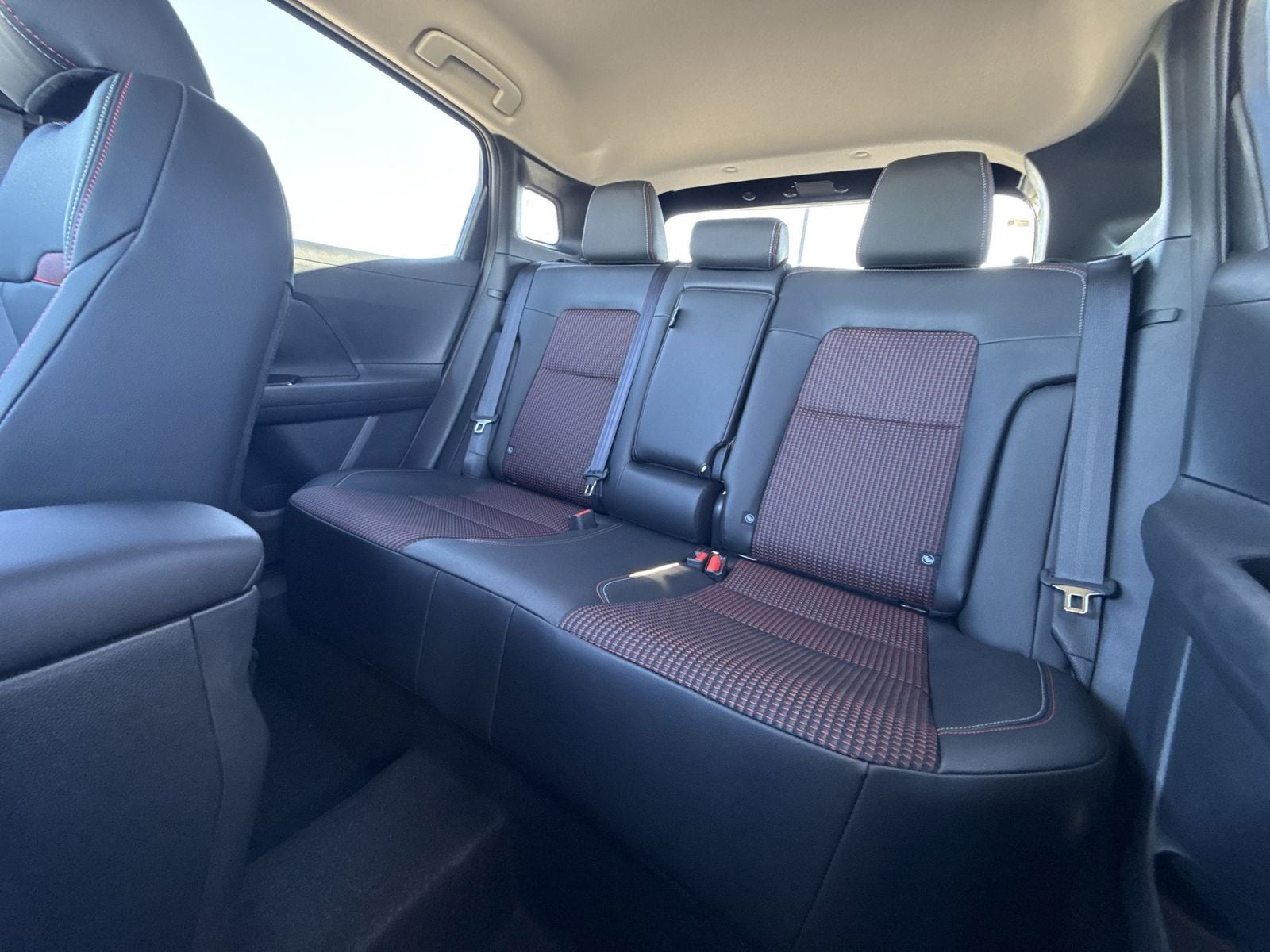 2026 Nissan Kicks SR AWD Cold Weather Package
