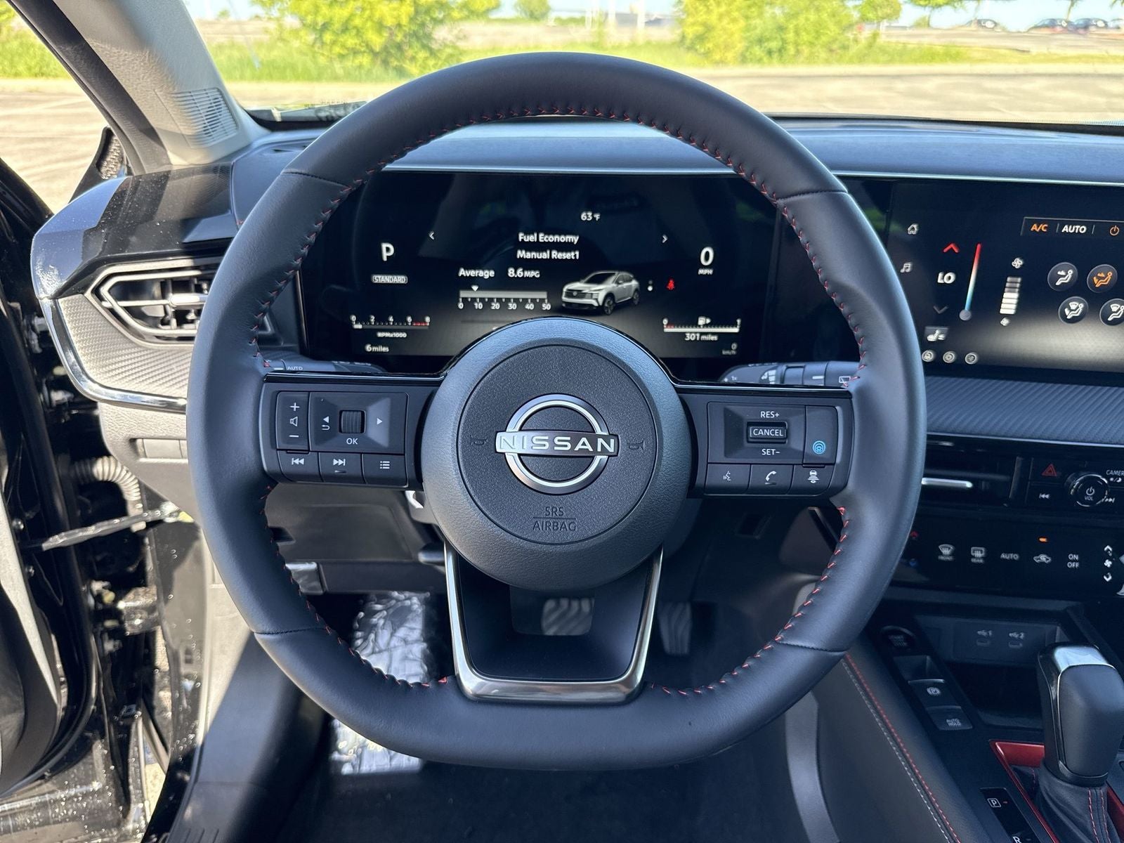 2026 Nissan Kicks SR AWD Cold Weather Package