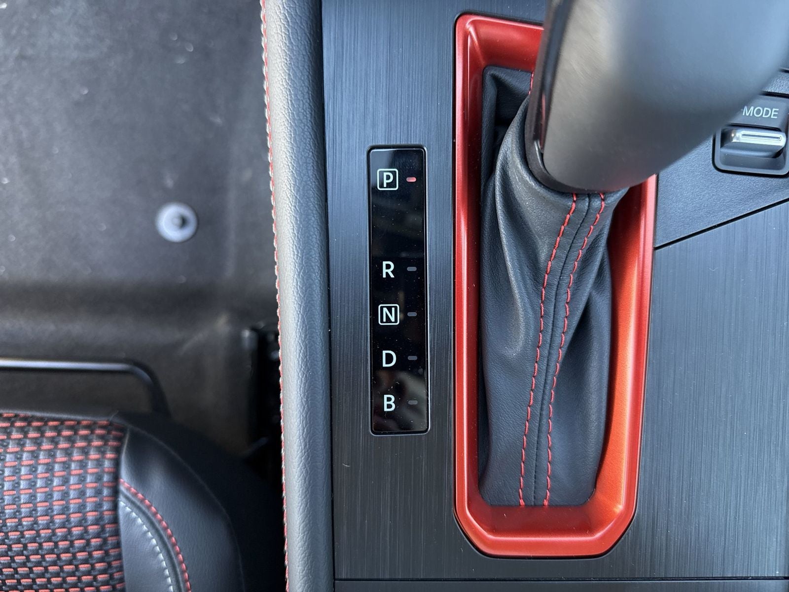 2026 Nissan Kicks SR AWD Cold Weather Package