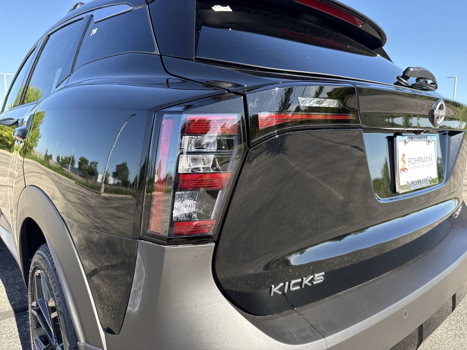 2026 Nissan Kicks SR AWD Cold Weather Package
