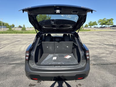 2026 Nissan Kicks SR AWD Cold Weather Package