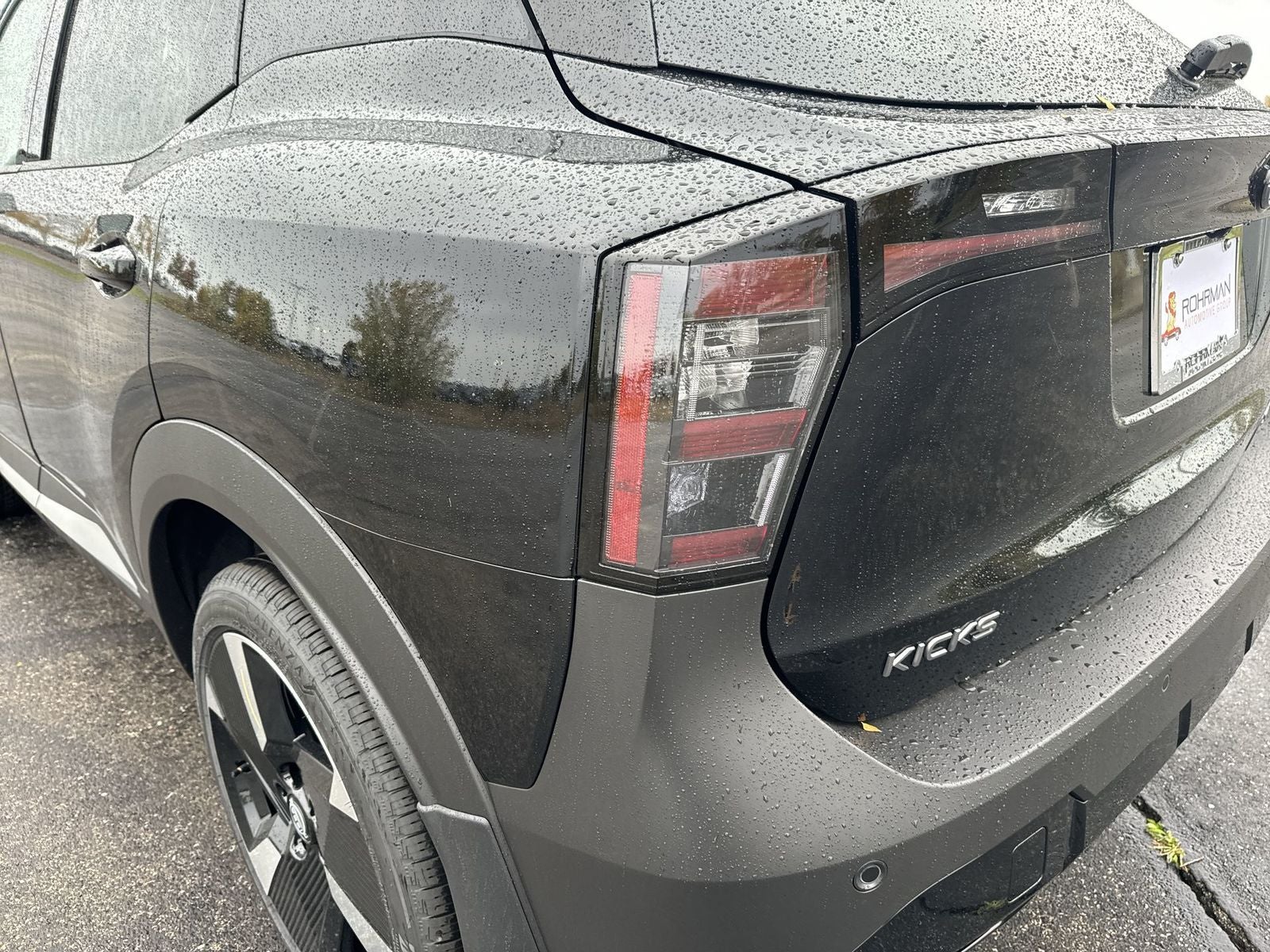 2026 Nissan Kicks SR AWD Cold Weather Package