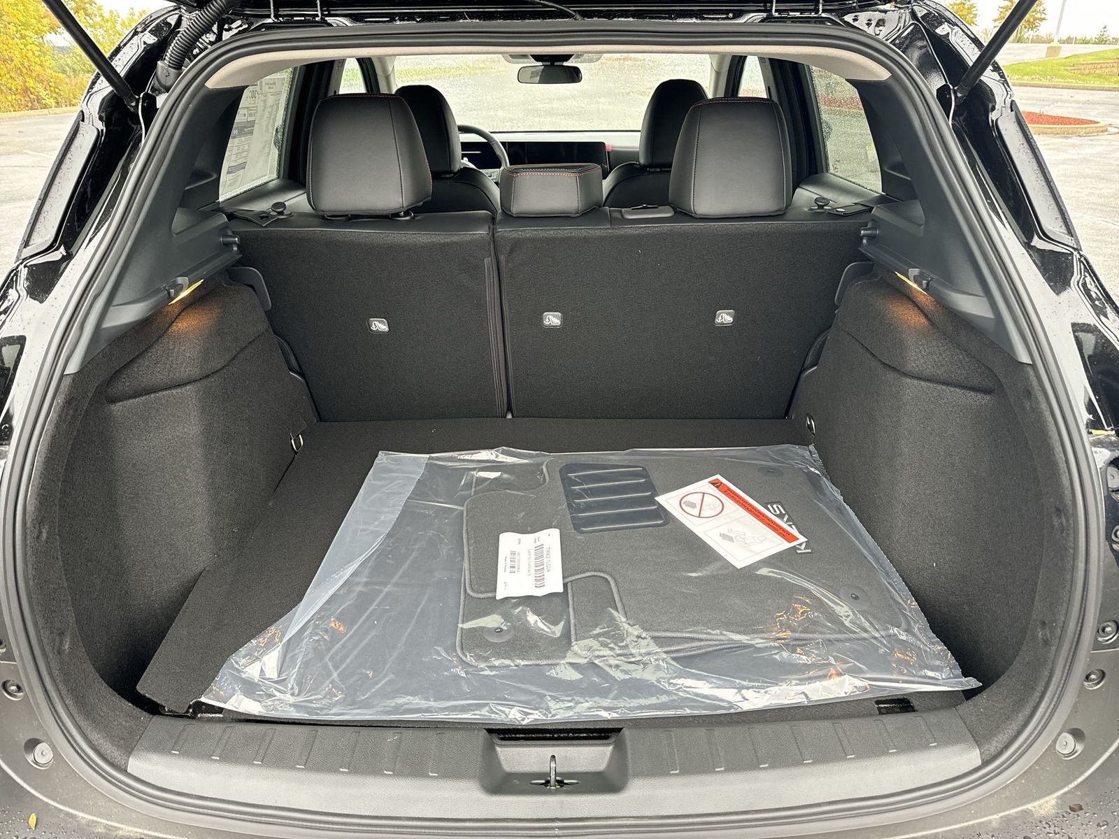 2026 Nissan Kicks SR AWD Cold Weather Package