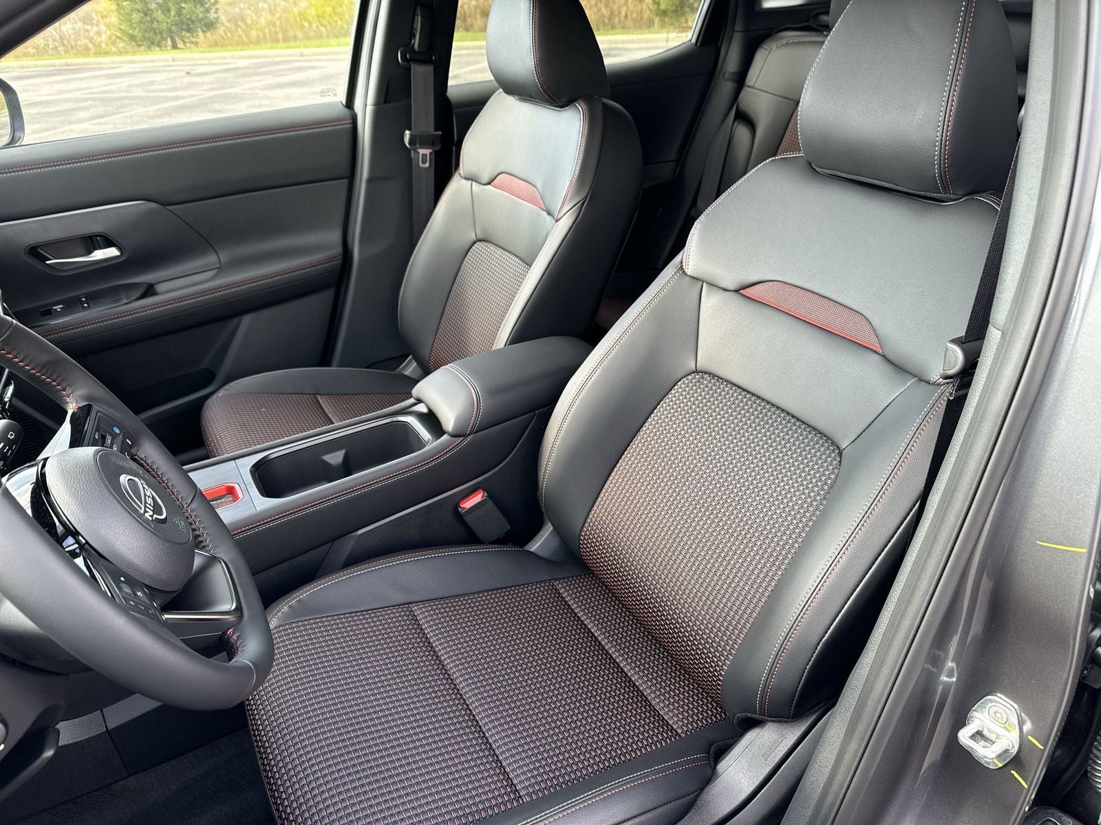 2026 Nissan Kicks SR AWD Cold Weather Package