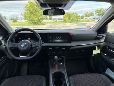 2026 Nissan Kicks SR AWD Cold Weather Package