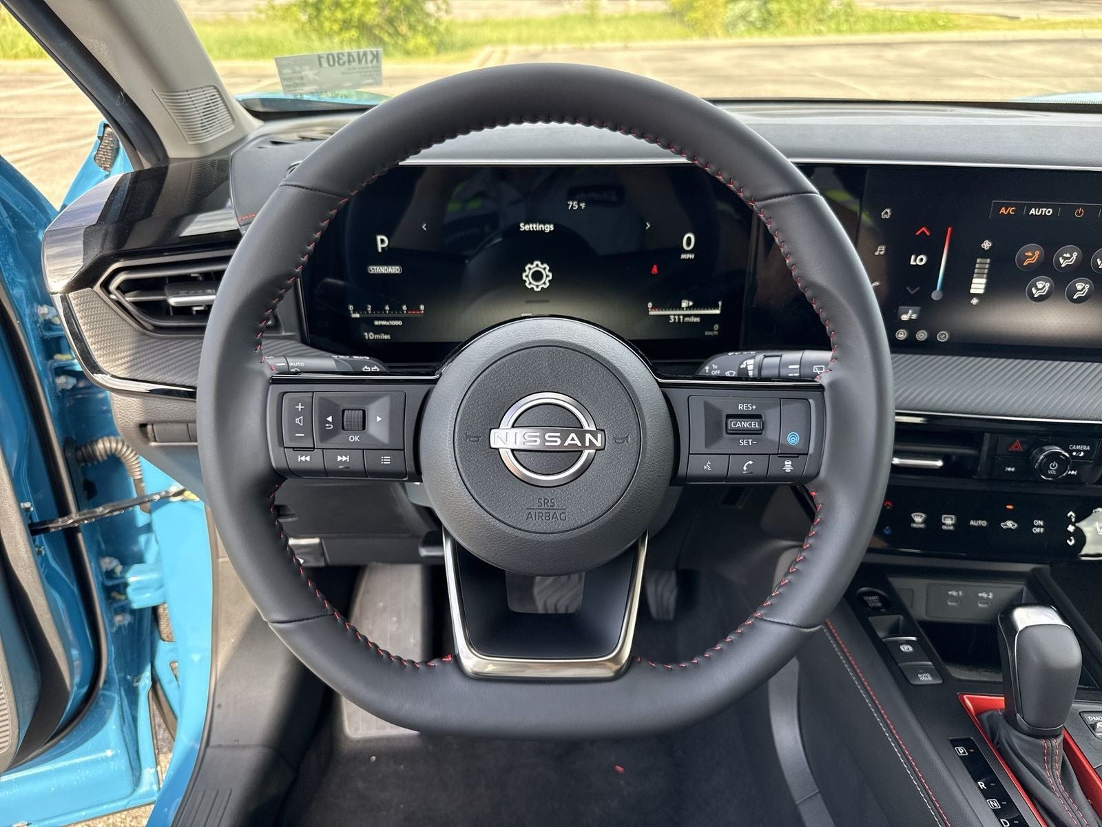 2026 Nissan Kicks SR AWD Cold Weather Package