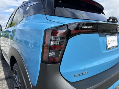 2026 Nissan Kicks SR AWD Cold Weather Package