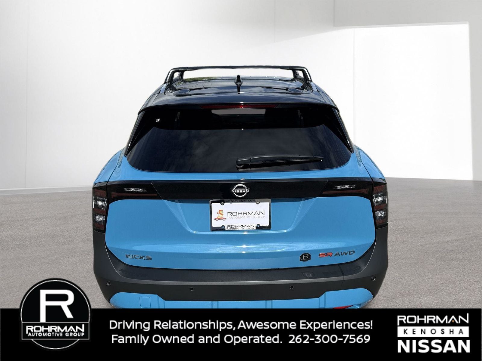 2026 Nissan Kicks SR AWD Cold Weather Package