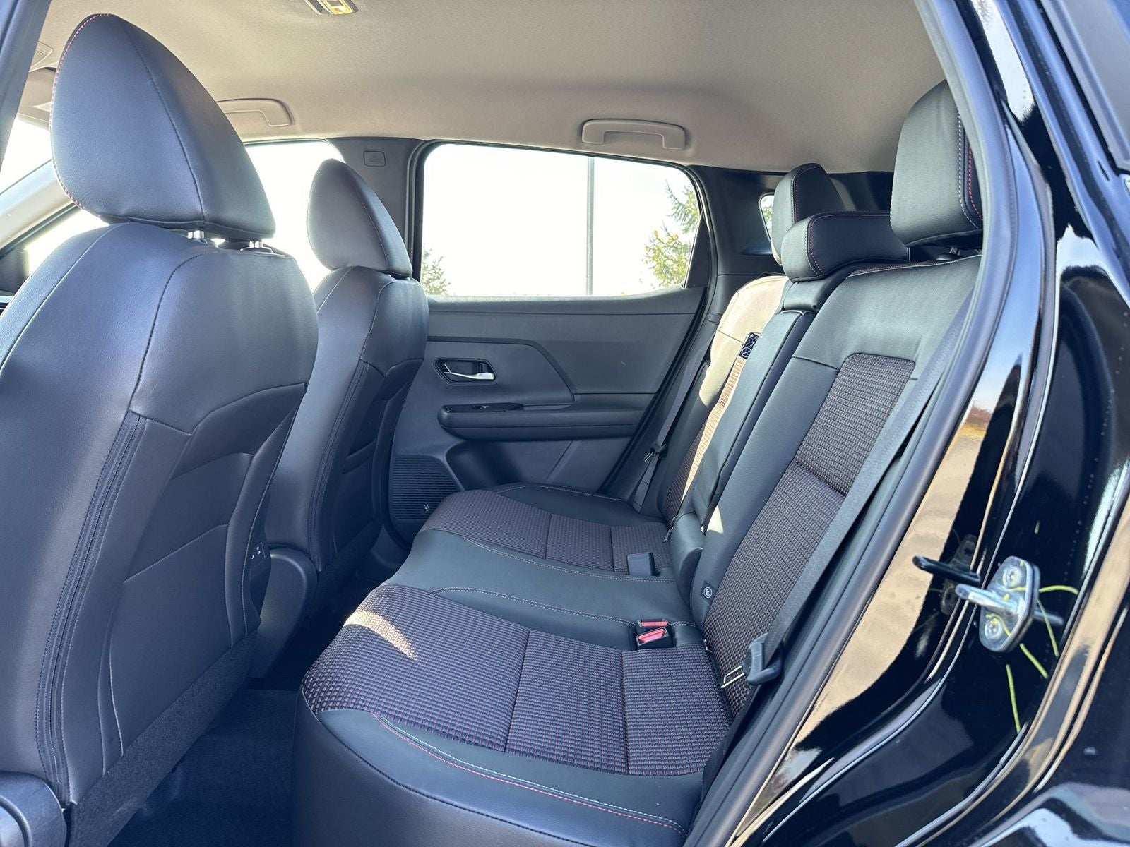 2026 Nissan Kicks SR AWD Cold Weather Package