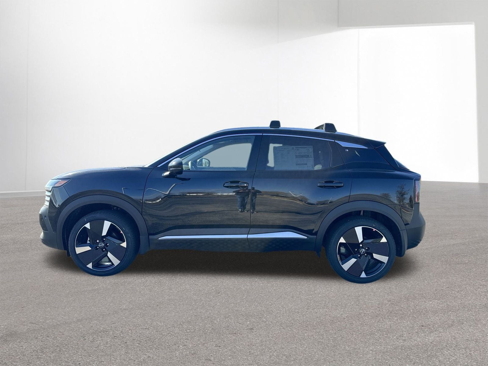 2026 Nissan Kicks SR AWD Cold Weather Package